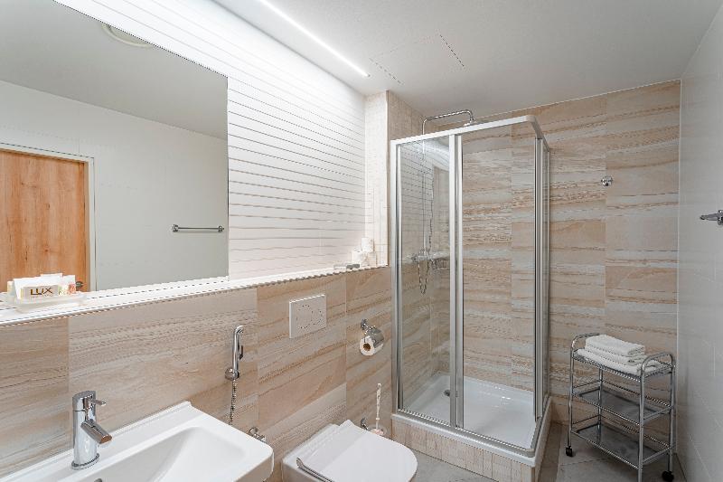 Pokój Comfort Jednoosobowy, Běhounek