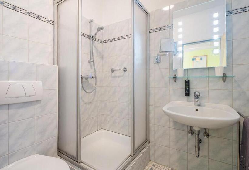 Номер Стандарт Трехместный, Heidehotel Bockelmann