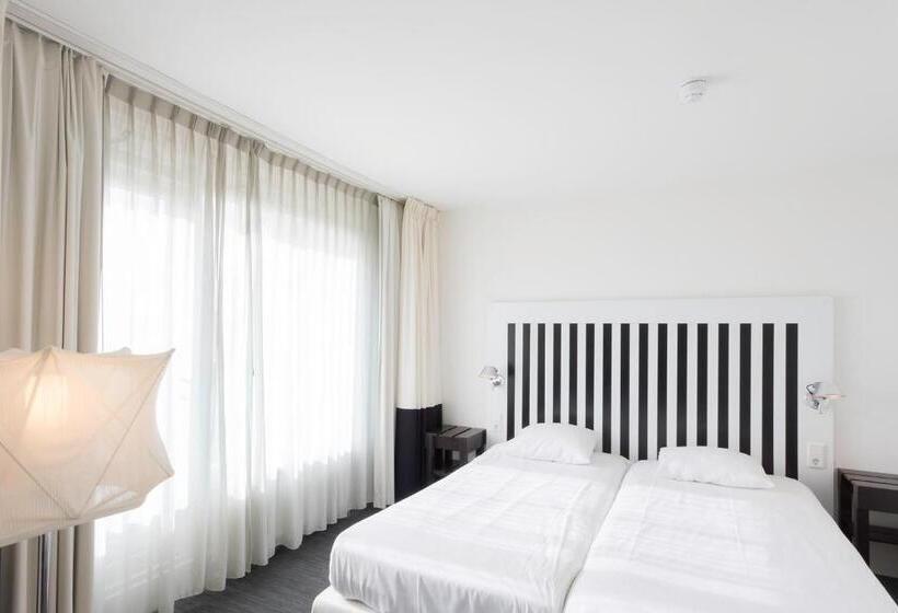 سوییت خانوادگی, Bommelje