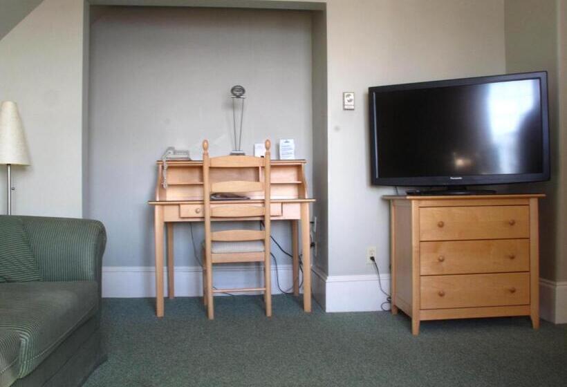 شقة غرفتين, Brigantine Inn & Suites