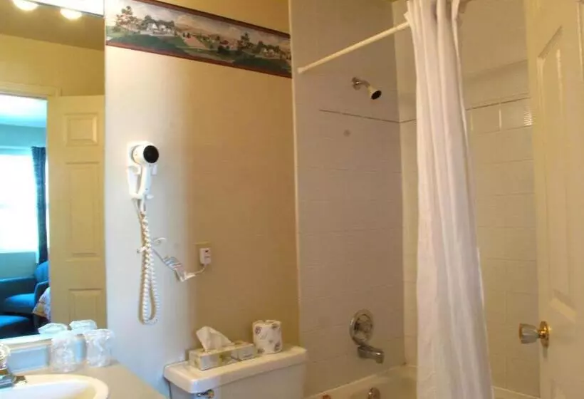 １階のスタンダードルーム, Brigantine Inn & Suites