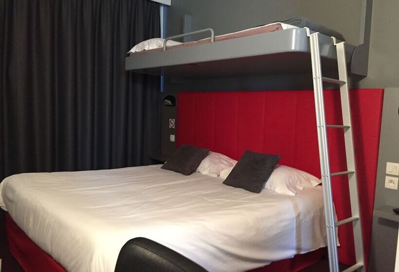 חדר סטנדרט לשלושה, Brit Hotel Marvejols