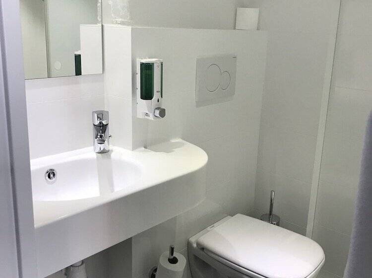 חדר קומפורט, Brit Hotel Marvejols