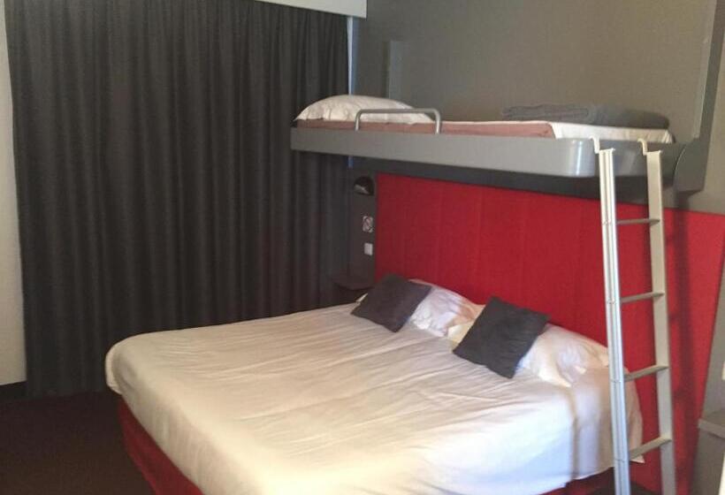 חדר סטנדרט לשלושה, Brit Hotel Marvejols