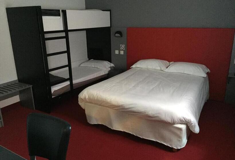 חדר משפחתי, Brit Hotel Marvejols