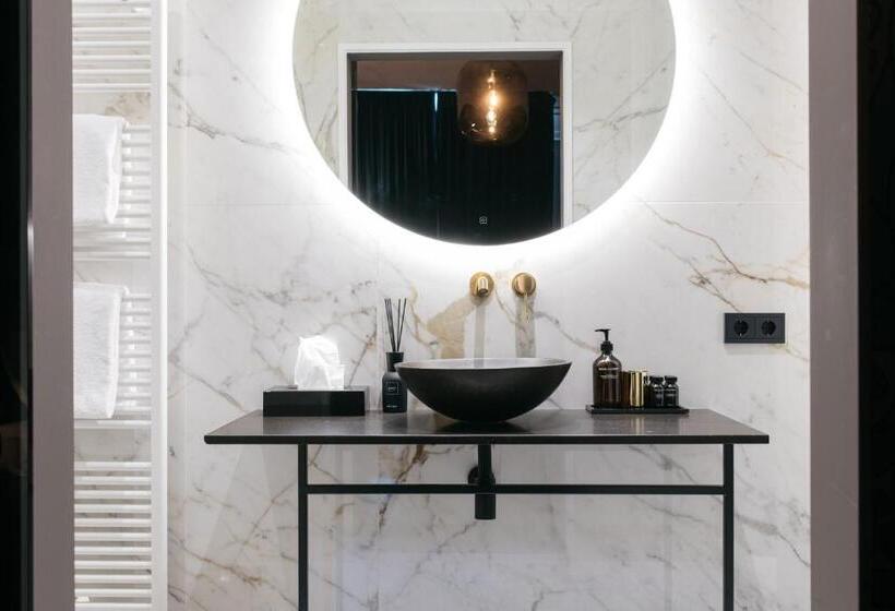 اتاق سوپریور, Britannique