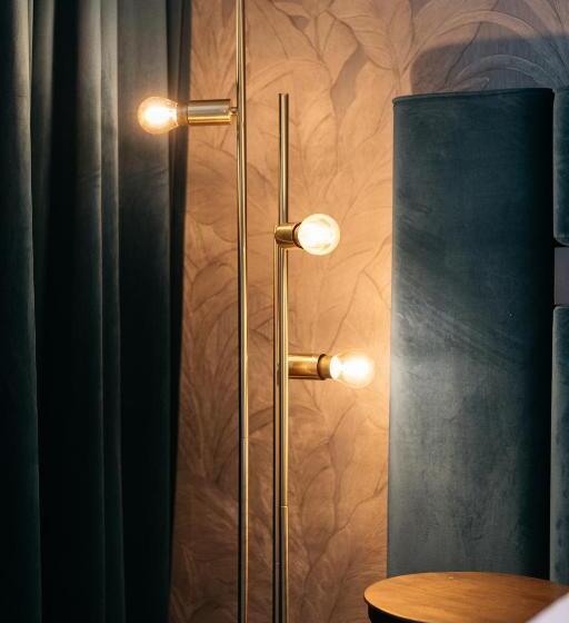 اتاق سوپریور با تخت بزرگ, Britannique