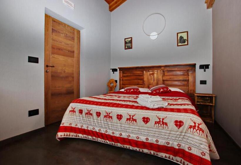 חדר משפחתי נוף להרים, Chacaril