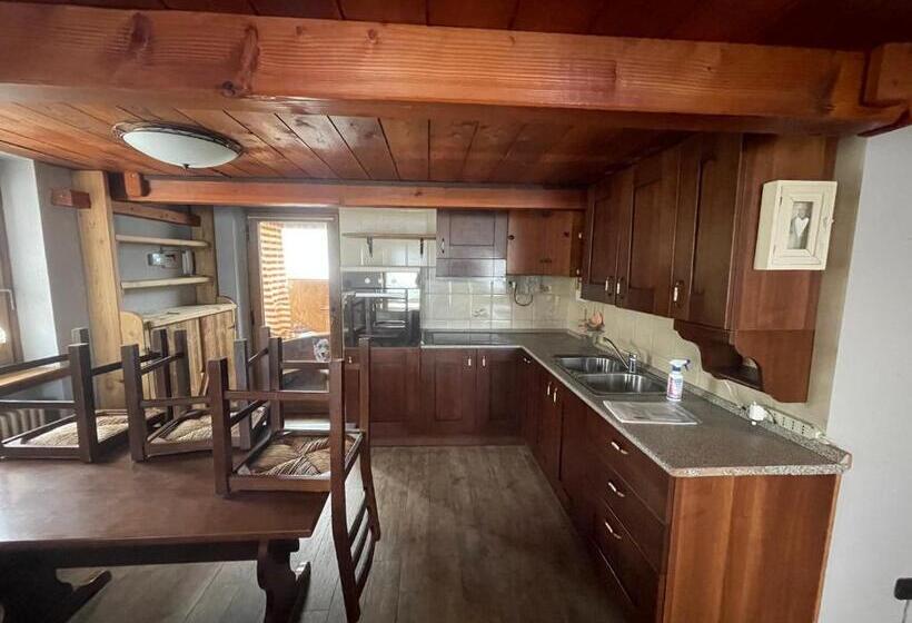 חדר דופלקס, Chacaril