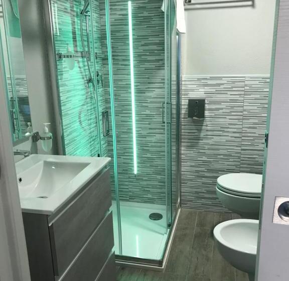 غرفة قياسية مطلة على الجبل, Chacaril