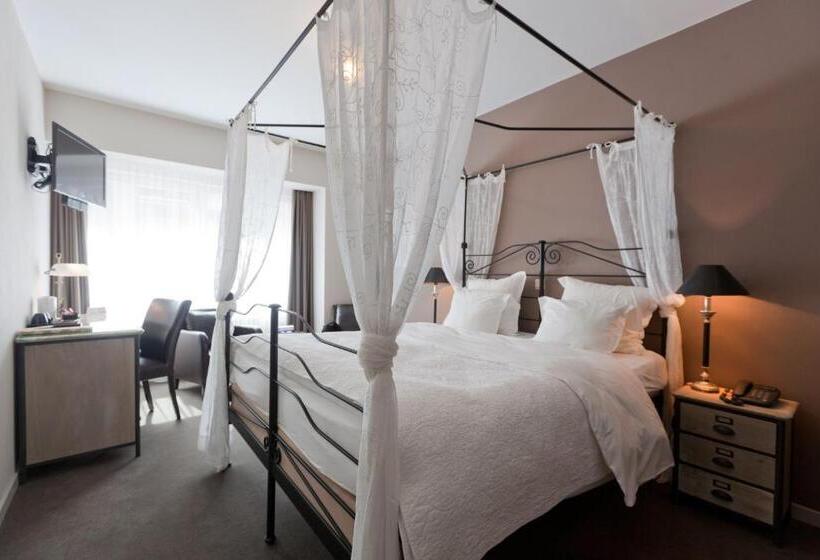 חדר סטנדרט, De Hofkamers