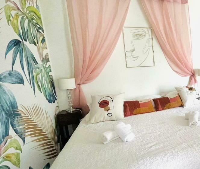 테라스 주니어 스위트, Des Artistes