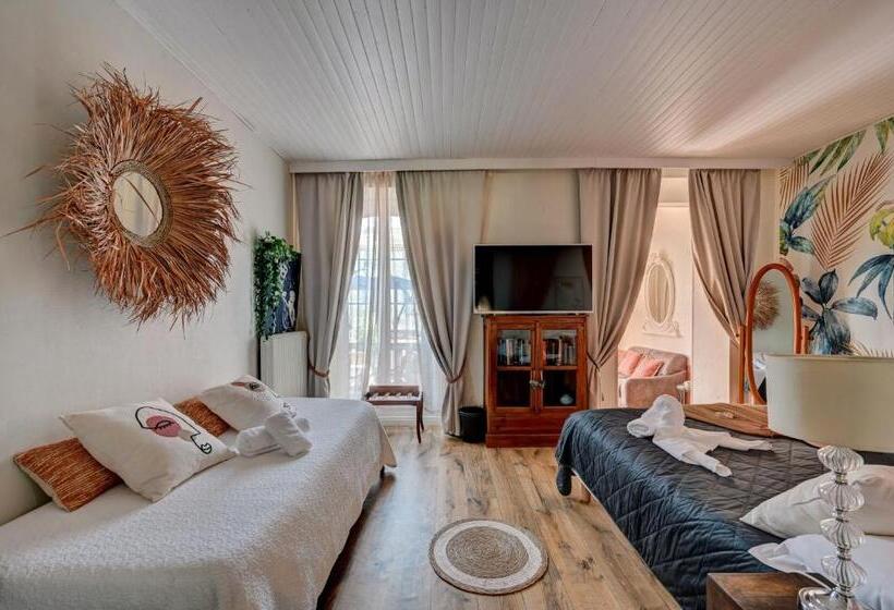 테라스 주니어 스위트, Des Artistes