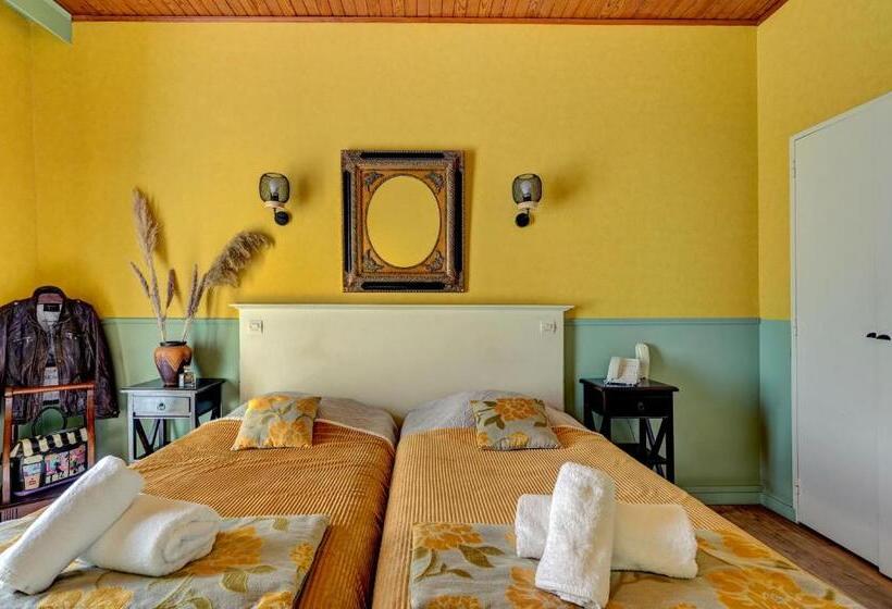 프레스티지 룸, Des Artistes