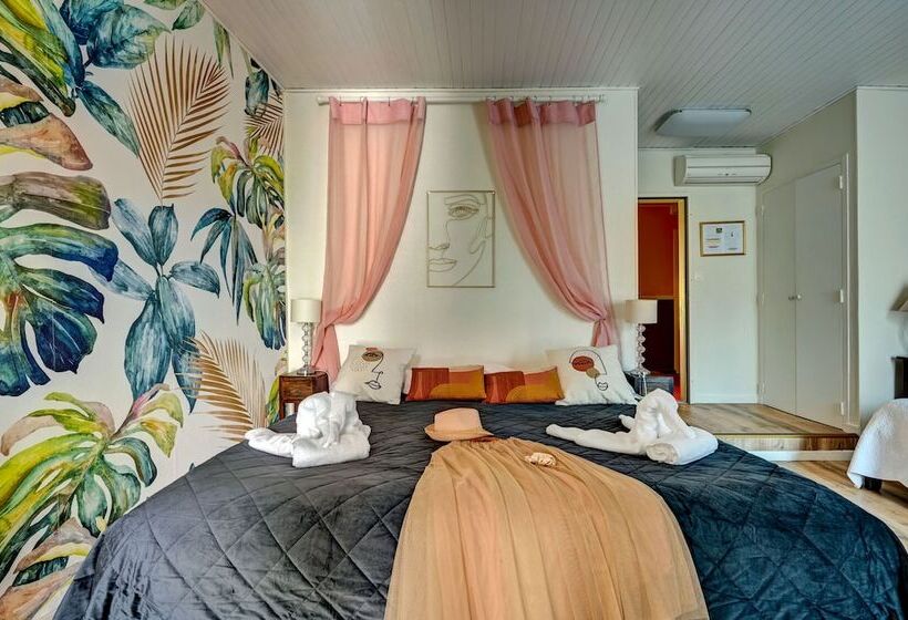 테라스 주니어 스위트, Des Artistes