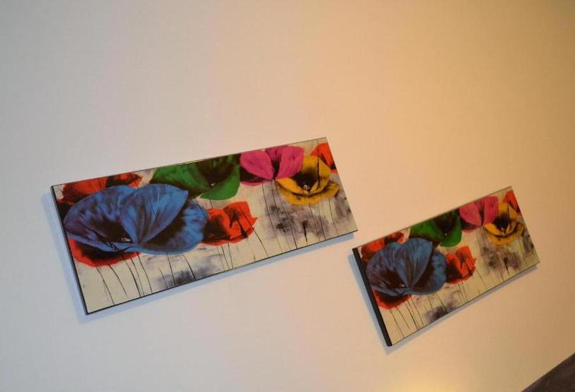 اتاق استاندارد سه تخته با بالکن, Diavin