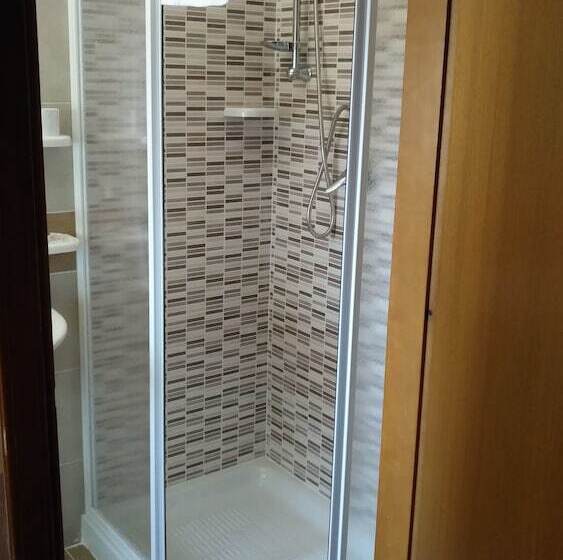 اتاق استاندارد, Diavin