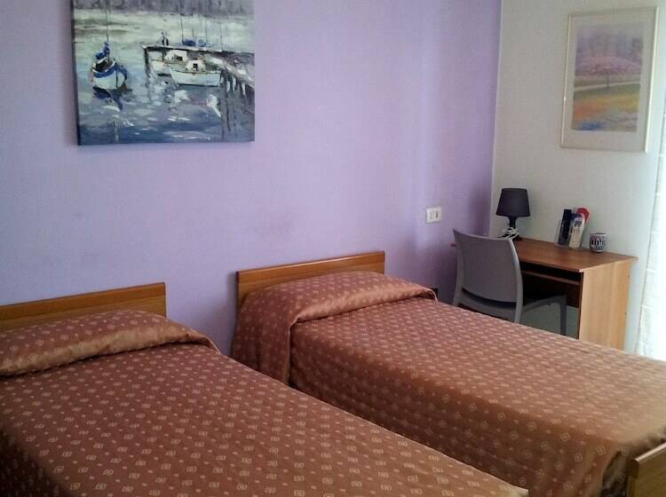 اتاق استاندارد, Diavin