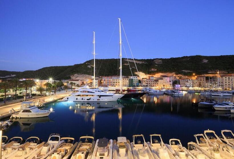 尊贵套房, Du Centre Nautique