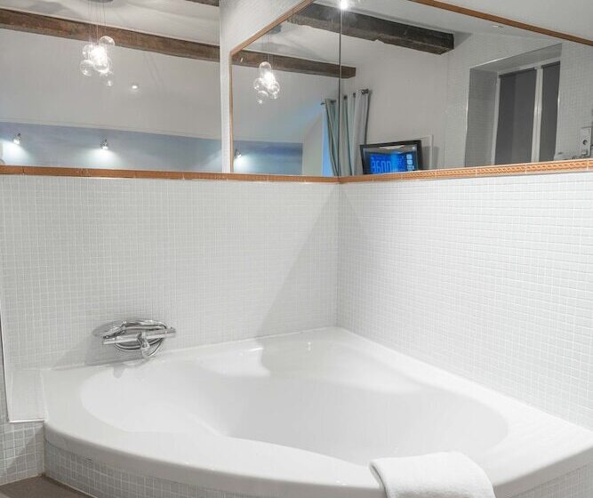 Номер Стандарт, Europe