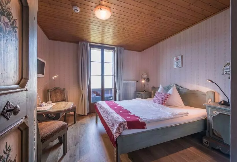Habitació Estàndard Vista Muntanya, Fassbind Beausite