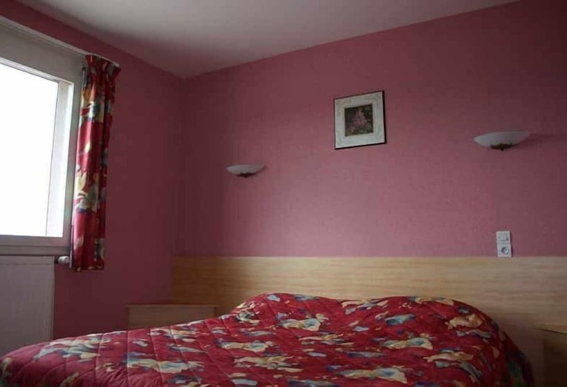 スタンダードルーム, Hôtel De Courteilles