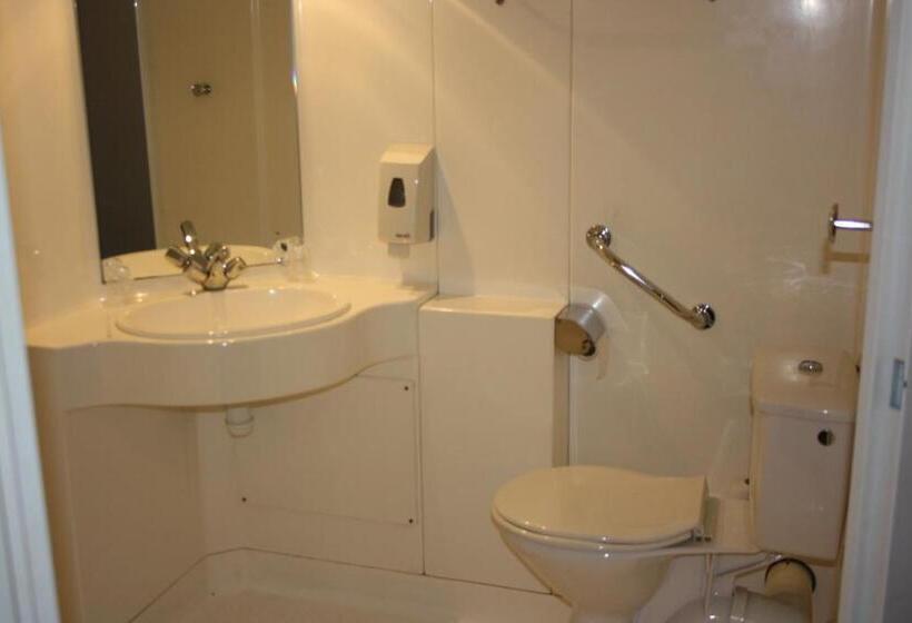 Семейный Номер, Hôtel Quick Palace Tours Nord