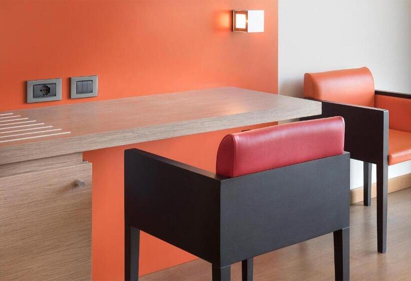 חדר דלוקס נוף לאגם, Il Porticciolo