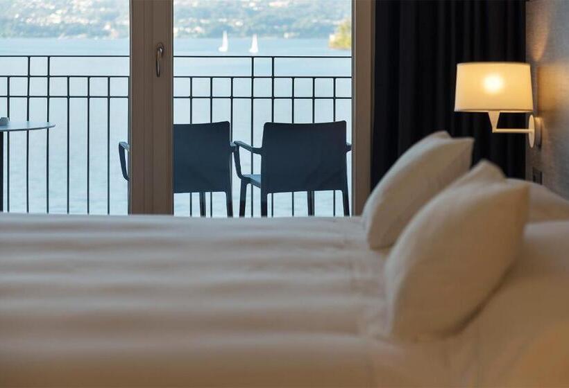 חדר דלוקס נוף לאגם, Il Porticciolo