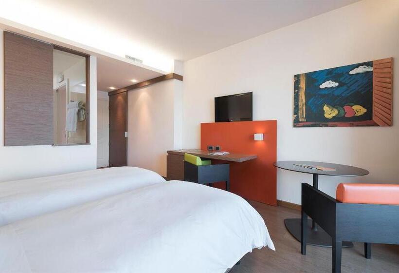 חדר דלוקס נוף לאגם, Il Porticciolo