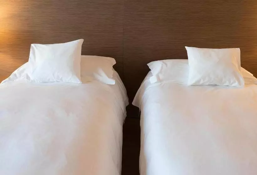 Deluxe-huone Järvinäkymä, Il Porticciolo