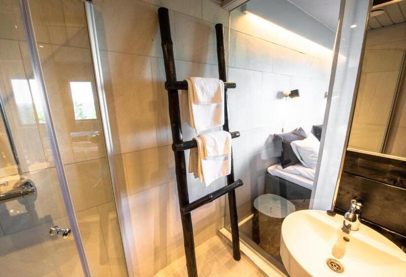 חדר סטנדרט נוף להרים, Isosyote