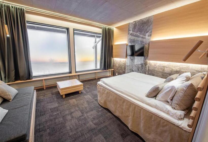 חדר סופריור, Isosyote