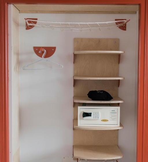 غرفة قياسية لذوى الاحتياجات الخاصة, Hôtel Spa ô Rouge   Gevrey Chambertin   Teritoria