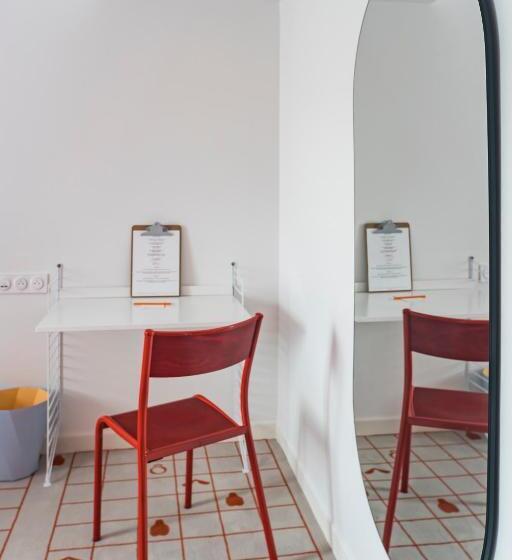 غرفة قياسية لذوى الاحتياجات الخاصة, Hôtel Spa ô Rouge   Gevrey Chambertin   Teritoria