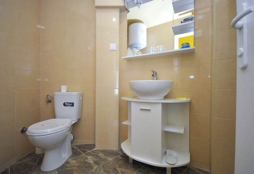 اتاق استاندارد با بالکن, Oaza