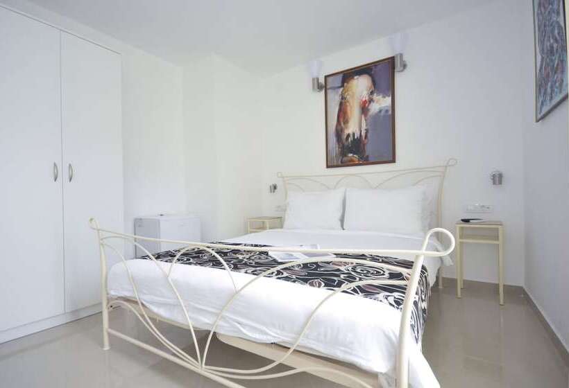 اتاق استاندارد با بالکن, Oaza