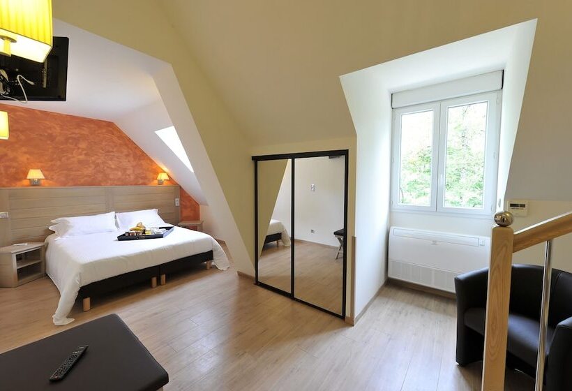 جناح سوبيريور, Hôtel Restaurant Les 2 Rives   Logis Hôtels