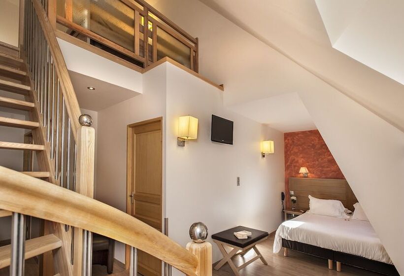 جناح سوبيريور, Hôtel Restaurant Les 2 Rives   Logis Hôtels