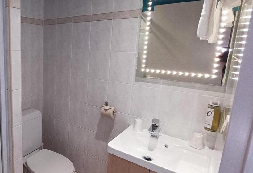 四人标准间, The Originals Access, Hôtel Les Iris, Bercksurmer