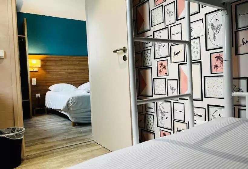اتاق استاندارد چهار تخته, The Originals Access, Hôtel Les Iris, Bercksurmer