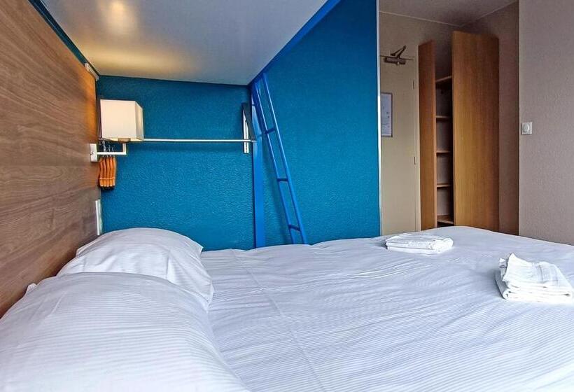 Номер Стандарт Трехместный, The Originals Access, Hôtel Les Iris, Bercksurmer