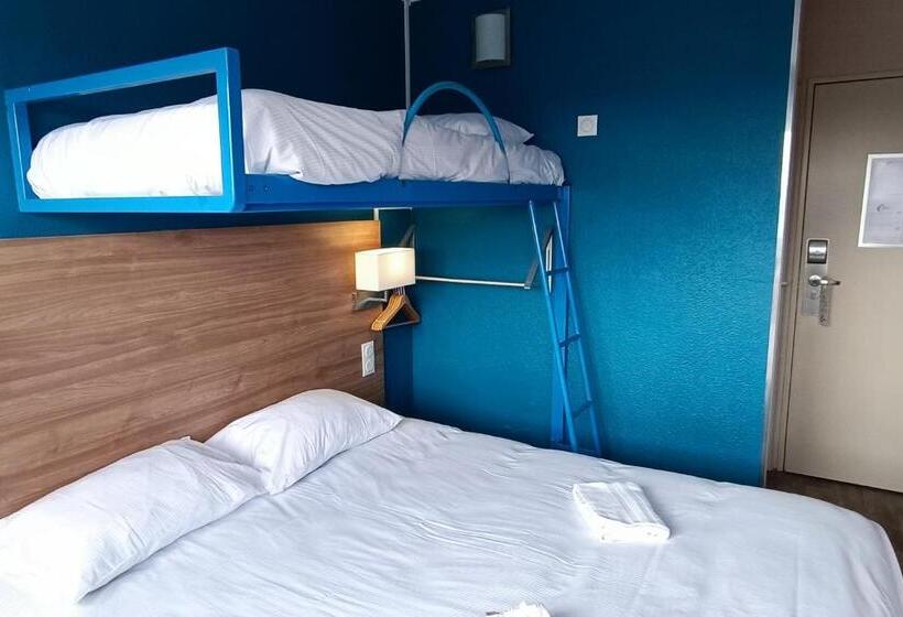 Номер Стандарт Трехместный, The Originals Access, Hôtel Les Iris, Bercksurmer