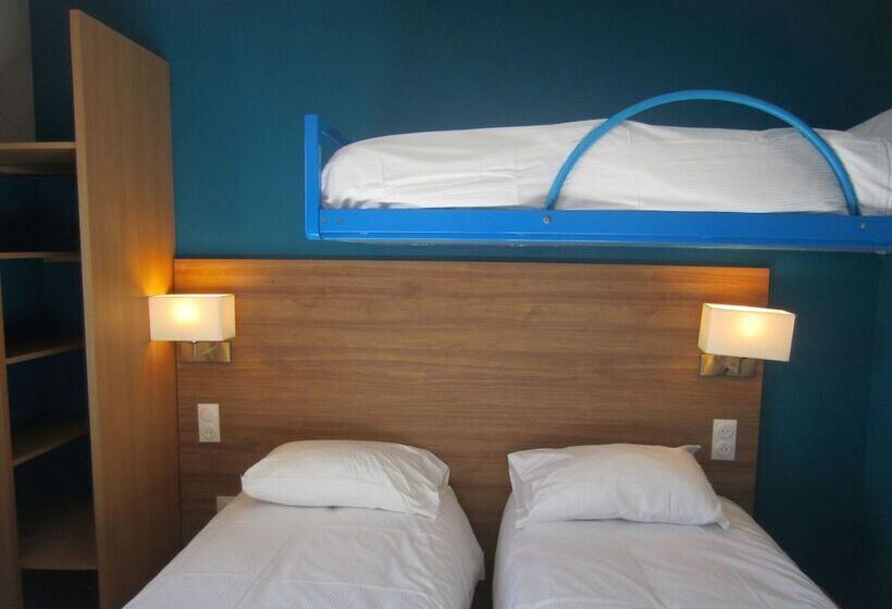 Номер Стандарт Трехместный, The Originals Access, Hôtel Les Iris, Bercksurmer
