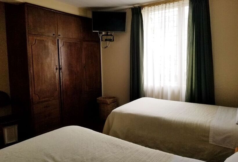 스탠다드 룸, Travellers Inn