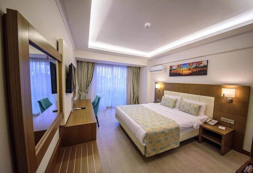 Номер Стандарт Вид на Город, Yeniceri City