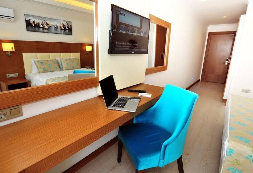 Номер Superior с Террасой, Yeniceri City