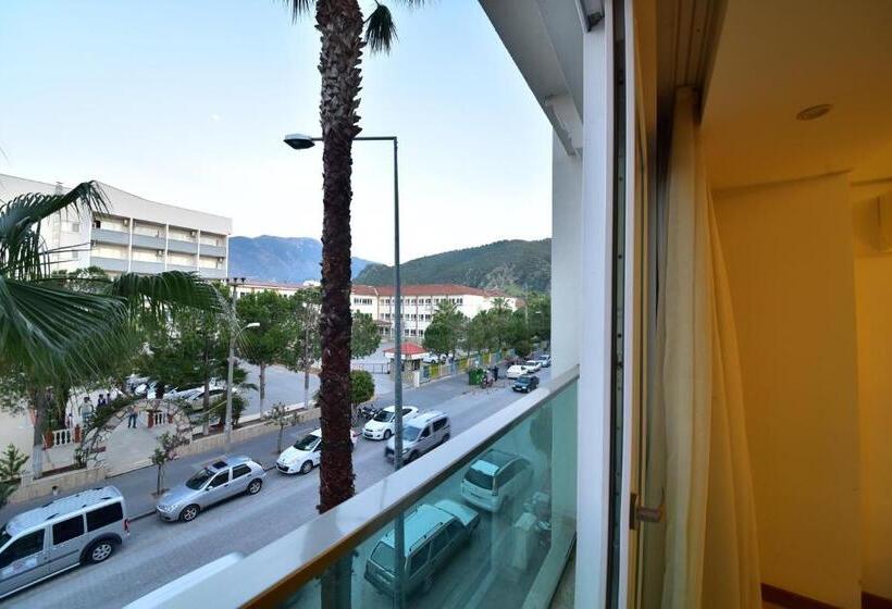 Трехместный Номер Комфорт, Yeniceri City