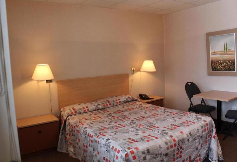 Номер Стандарт, Motel Capri Et Suites