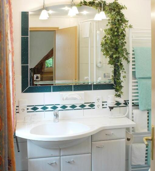 标准间带阳台, Stössels